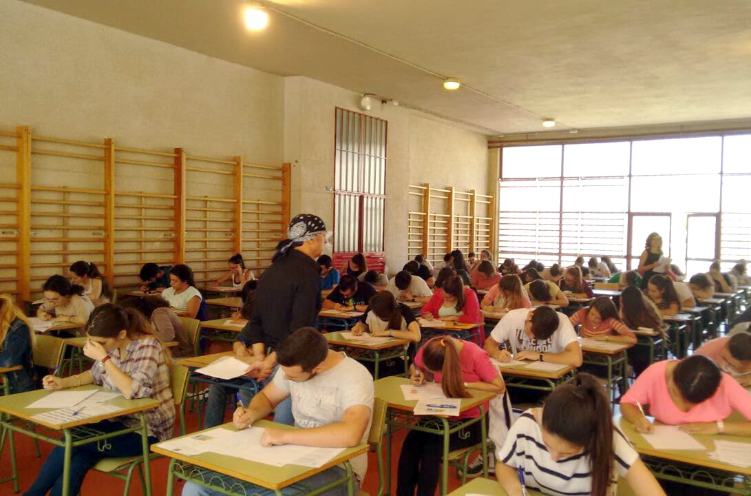 Los Alumnos Han Comenzado Con Los Exámenes De Las Materias Comunes. Foto: José A. Gómez.