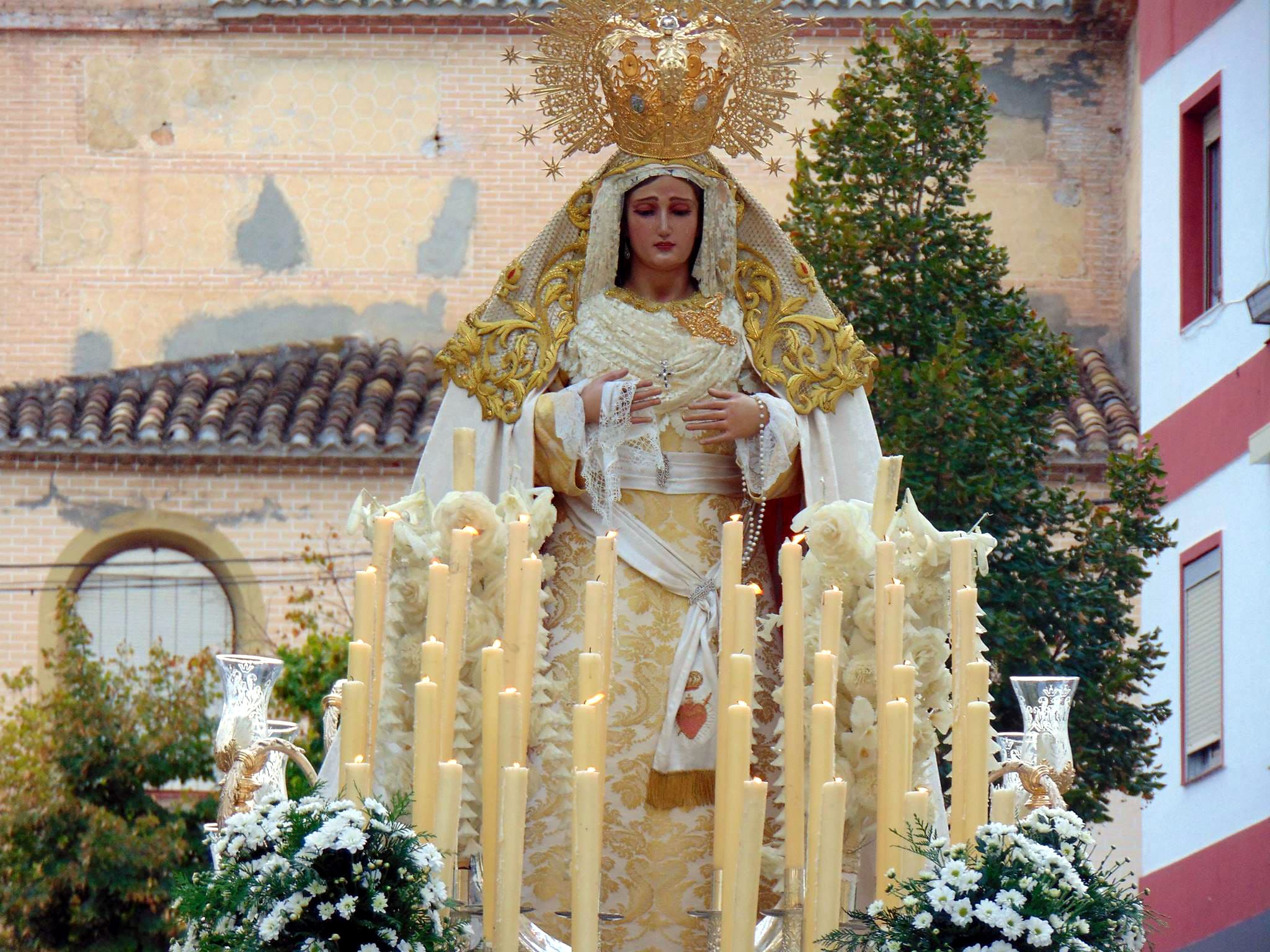 La Virgen De Las Angustias Durante Su Traslado. Foto: Marta Mira.