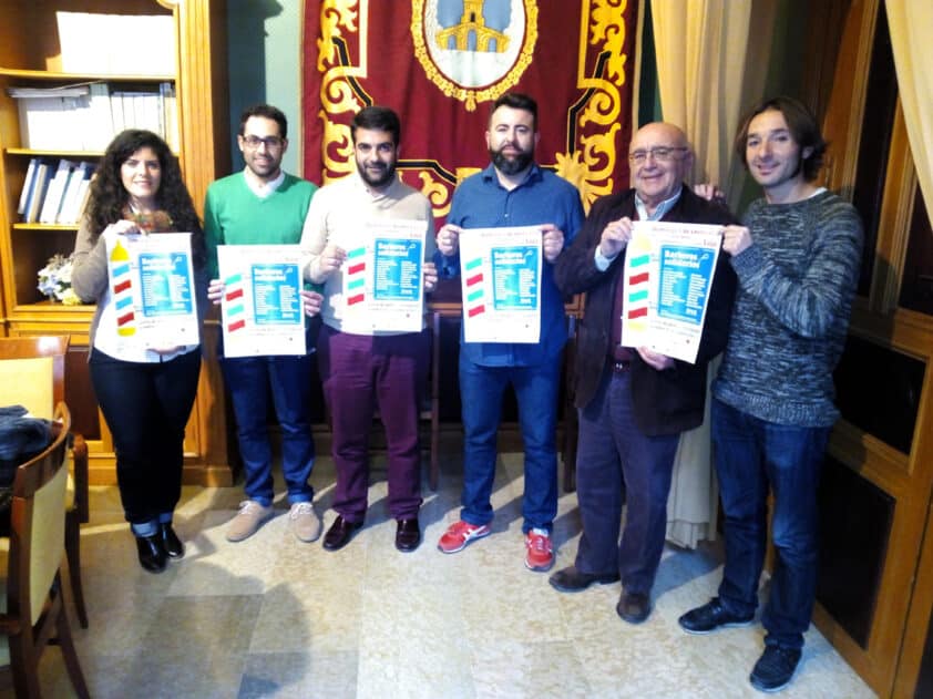 Presentación De Los "barberos Solidarios", Con Todos Los Colectivos Y Personas Implicadas. C.m.