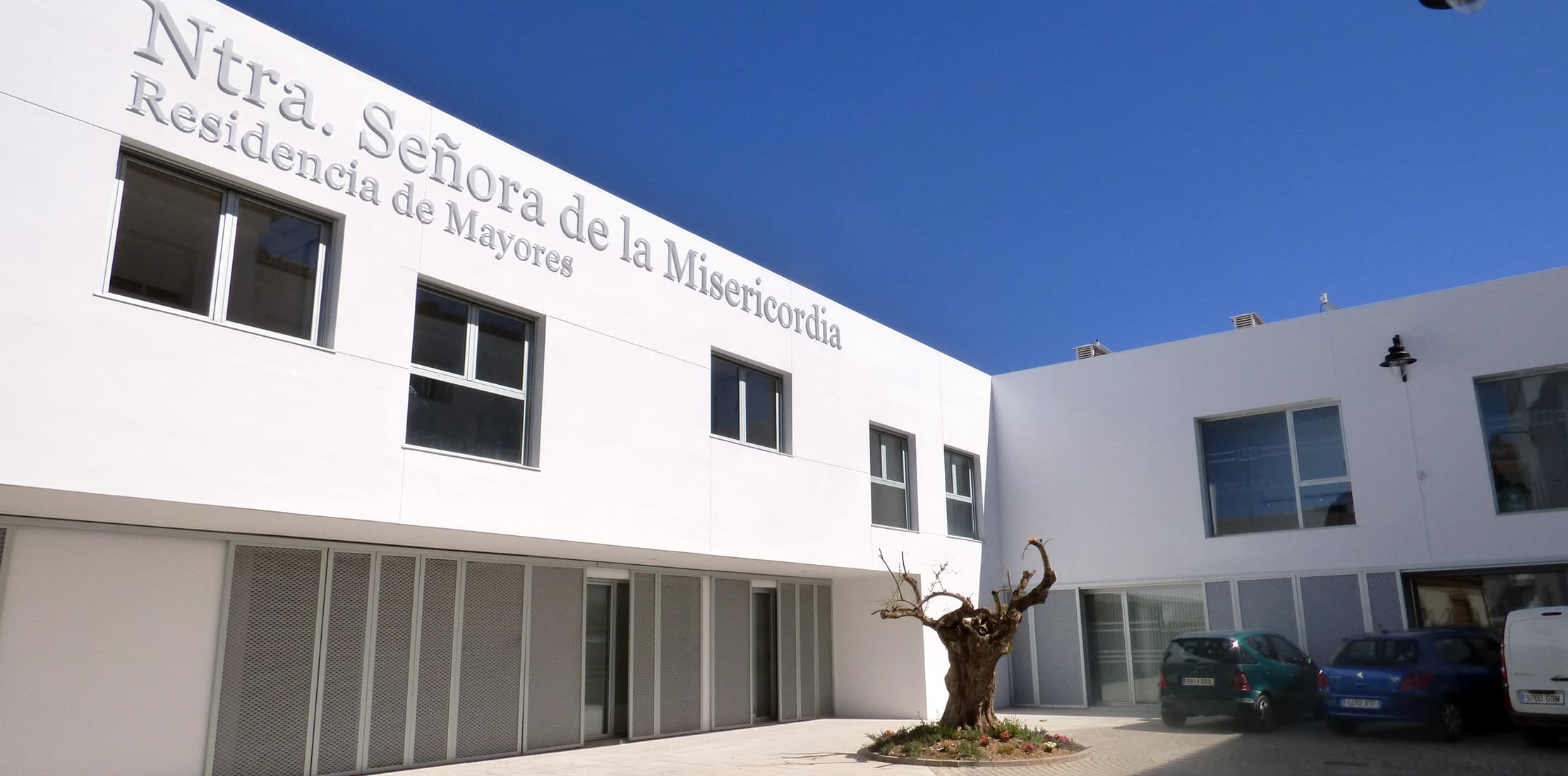 Aspecto Del Nuevo Edificio De La Residencia, Preparado Ya Para La Inauguración. Foto: P. Castillo