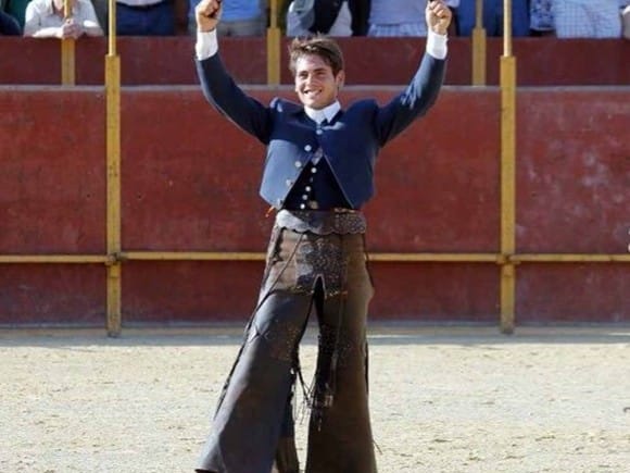 El Rejoneador En Una Corrida Celebrada Anteriormente En Loja.