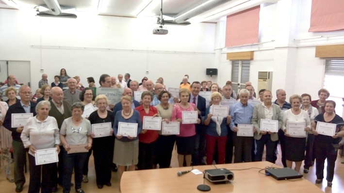 Representantes Del Cpa Del Barrio Alto Junto A Otros Participantes En La Jornada