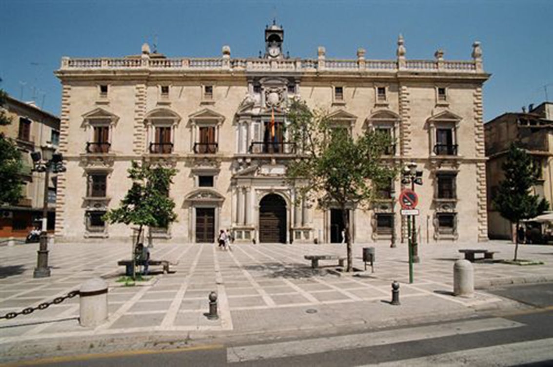 El Juicio Tiene Lugar En La Audiencia Provincial De Granada