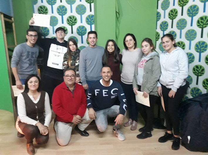 Participantes En El Programa Realizado En Onda Loja Radio Sobre Las Problemáticas De Los Jóvenes.