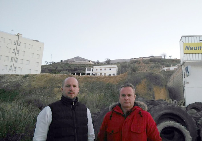 El Coordinador General De Ciudadanos Loja, Emilio Ramos, Junto A Su Compañero Eladio Pérez