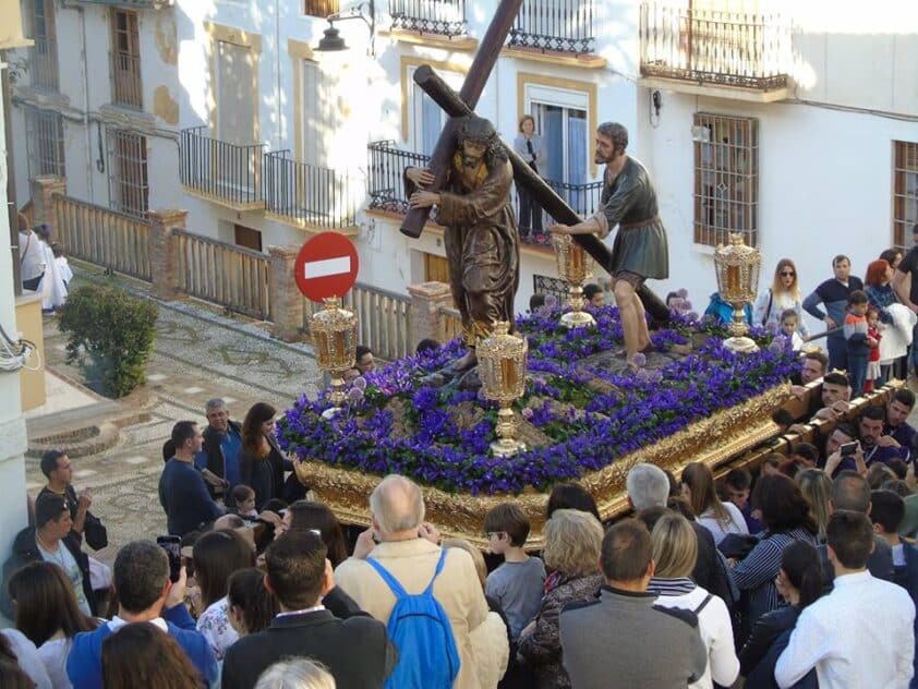 Un Momento Del Desfile Procesional De Nuestro Padre Jesús De Las Tres Caídas, Ayer.