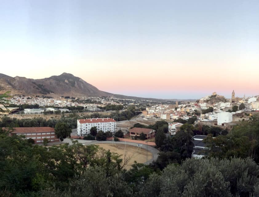 Vista De Los Barrio De La Alfaguara Y Alcazaba Desde El Mesón De Arroyo. Foto: Alberto A. Matas.