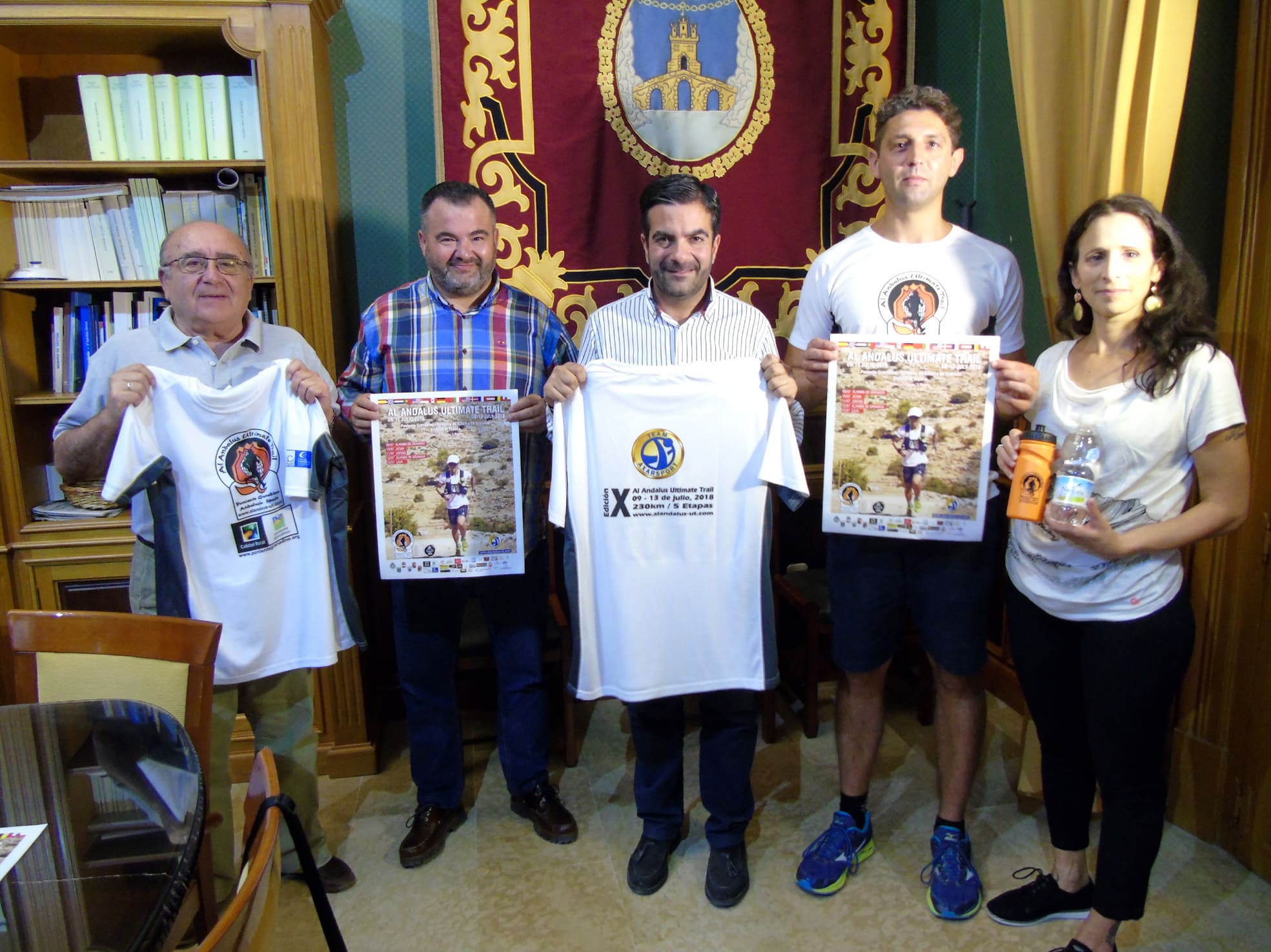 Organizadores, Autoridades Y Patrocinadores Durante La Presentación Del Evento