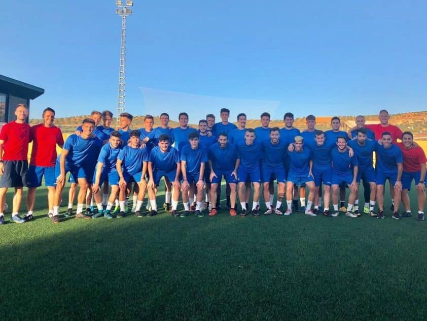 Los Jugadores Del Loja Posan Con Motivo De Su Primer Entrenamiento. Foto: RamÓn SÁnchez