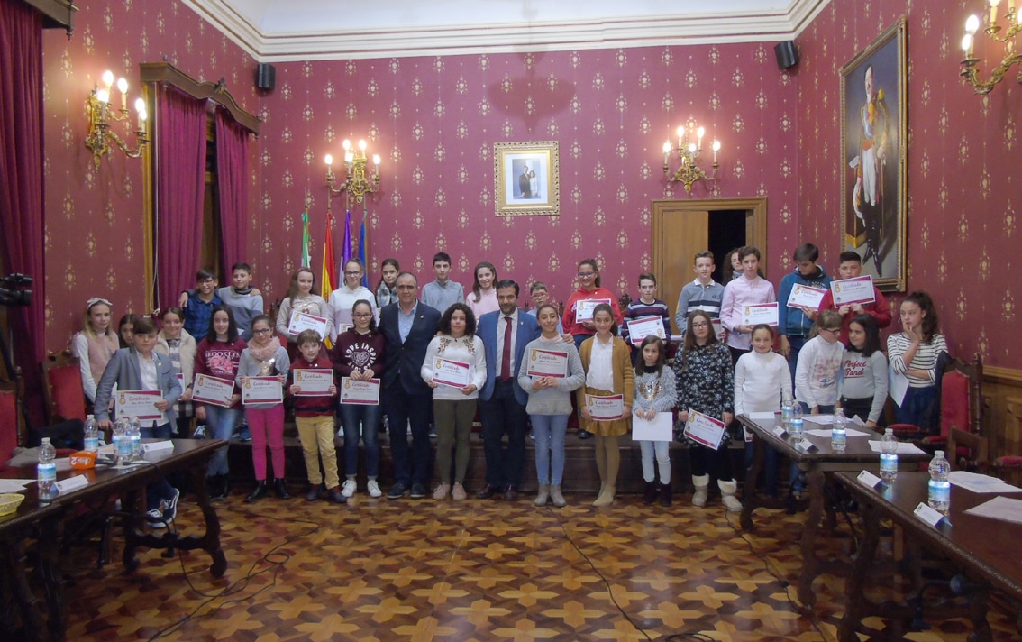 Alumnos Que Participaron En El Pleno Infantil Del Pasado 20 De Noviembre. Foto: Calma