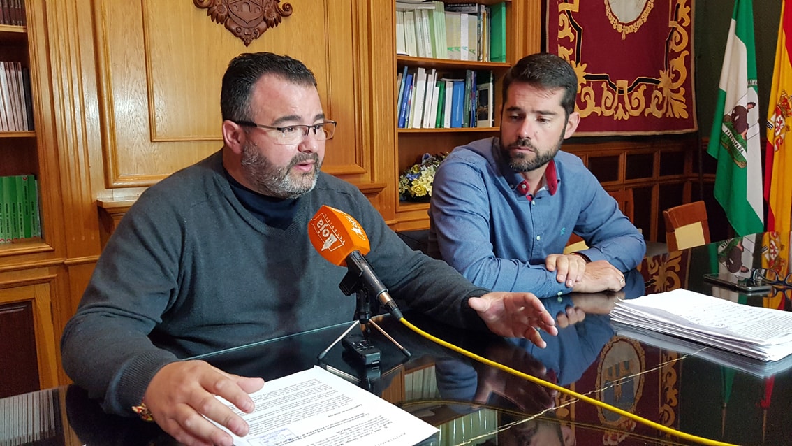 Gallego Y Ordoñez, En Rueda De Prensa Reclaman La Falta De Pediatras. Foto: J. Aguila