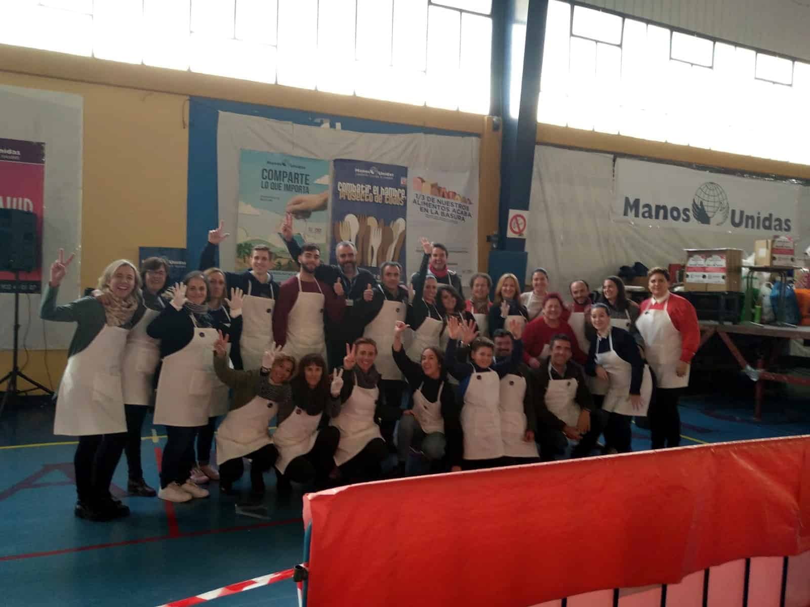 Los Voluntarios De Manos Unidos Que Han Participado En La Actividad.