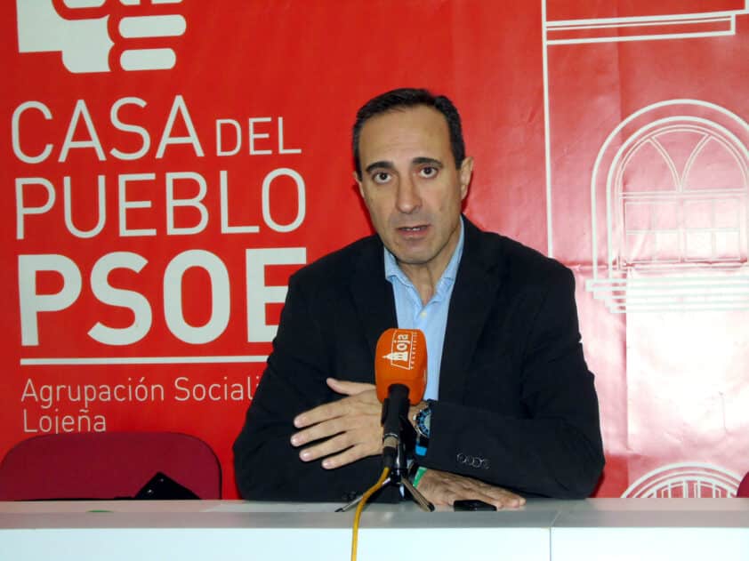 Gonzalo Vázquez, Portavoz Del Grupo Municipal Socialista, Durante La Rueda De Prensa.
