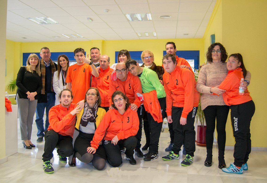 Formación Del Nuevo Equipo De Fútbol Sala De La Residencia Sierra De Loja. Foto: El Corto