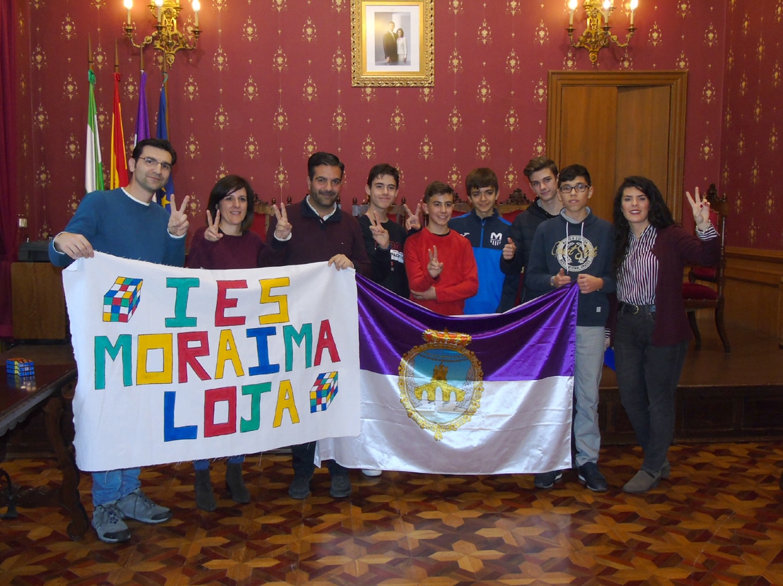 Recepción De Los Alumnos Que Participarán En El Campeonato Nacional. Foto: Calma