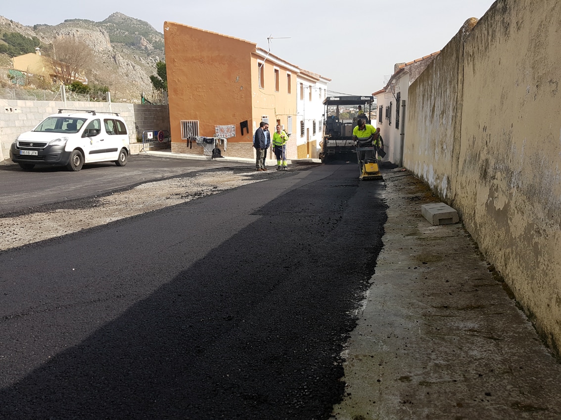 Asfaltado De La Calle Las Cruces. Foto: Jorge Águila