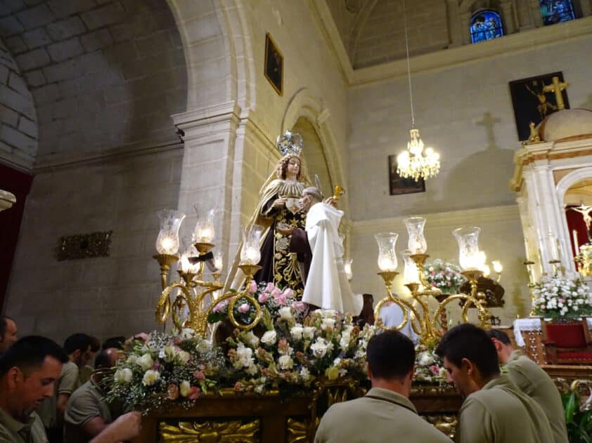 La Virgen Del Carmen Saldrá Esta Noche En Procesión Por Las Calles De El Puente. J. Águila.