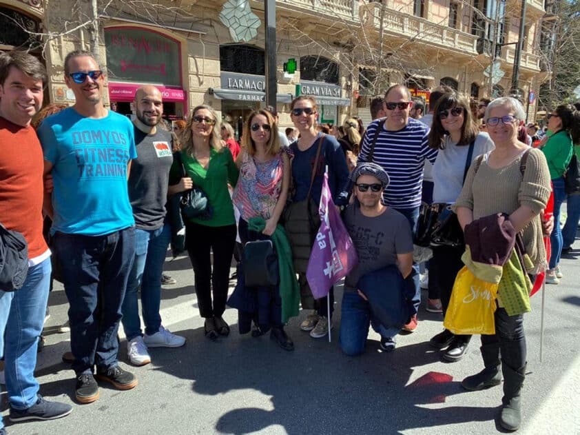 Profesorado Del Ies Virgen De La Caridad En La Manifestación De Ayer. Foto: El Corto