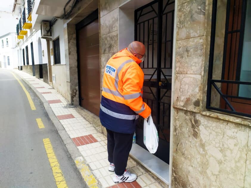 La Ayuda A Los Más Mayores Es Una De Las Prioridades De Esta Agrupación. Foto: J. M.