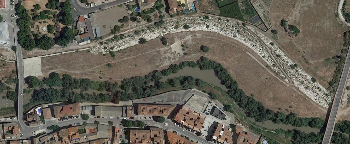 Área, Entre Los Dos Puentes, Que Abarcará El Parque Fluvial. Foto: G. Maps