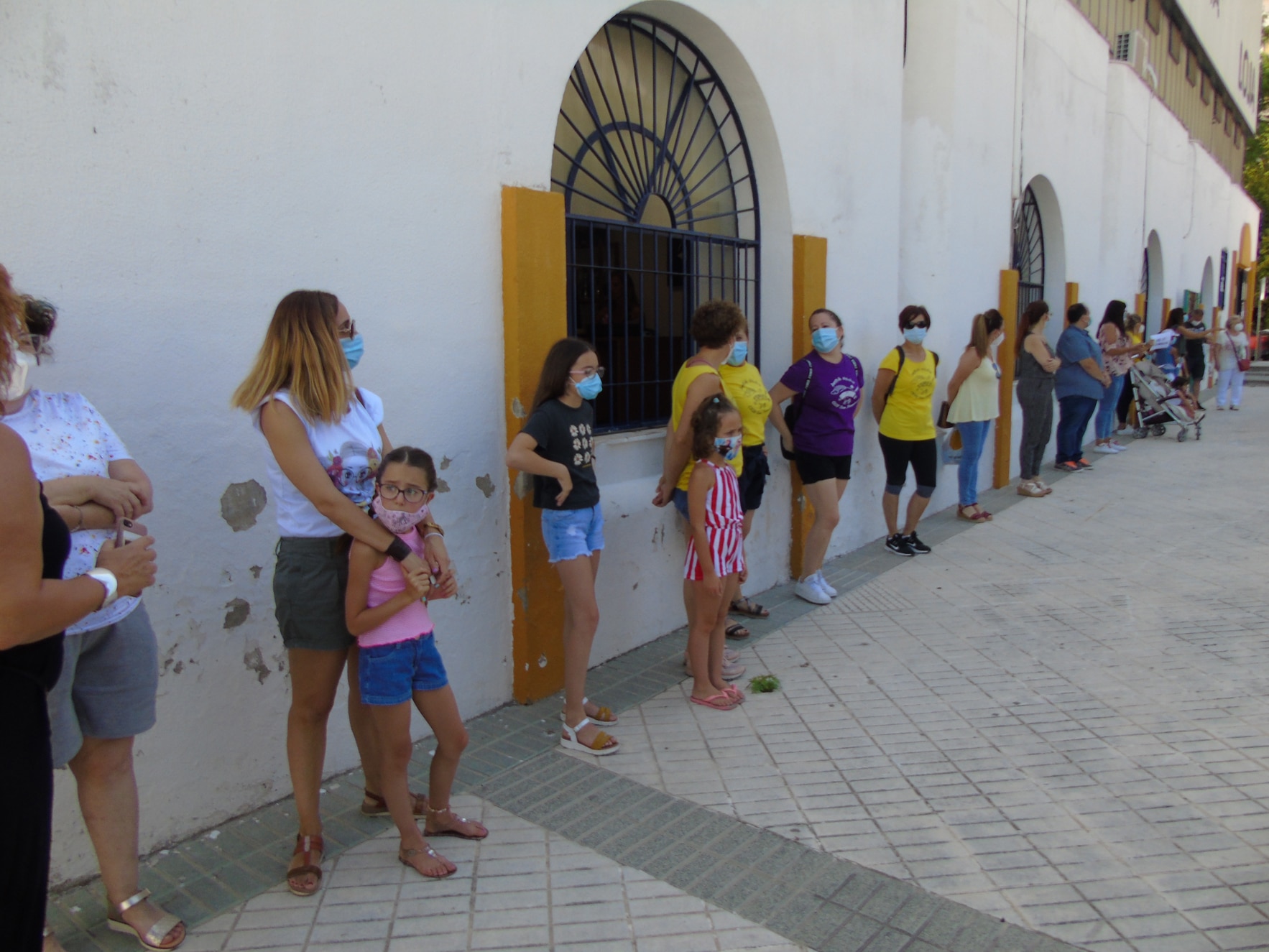 Alumnos Del Colegio Pérez Del Álamo Se Manifiestan Por El Aumento De La Ratio