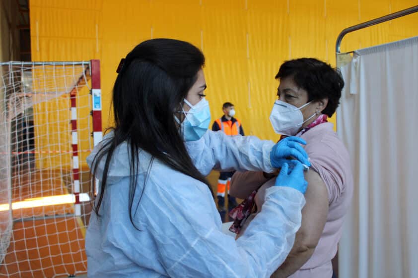 Loja Comienza La Campaña De Vacunación En El Pabellón De Alfeia. Foto: C.mo