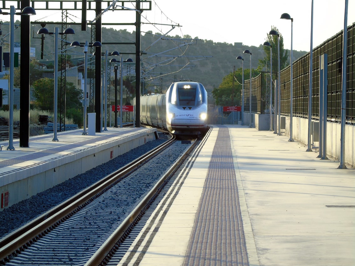 La Empresa Estatal Adif Mejorará La Estación Del Ave De Loja. Foto: El Corto