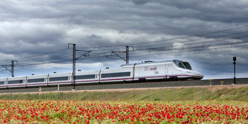 Renfe Anuncia Un Nuevo Enlace De Alta Velocidad Entre Loja Y Madrid. Foto: El Corto