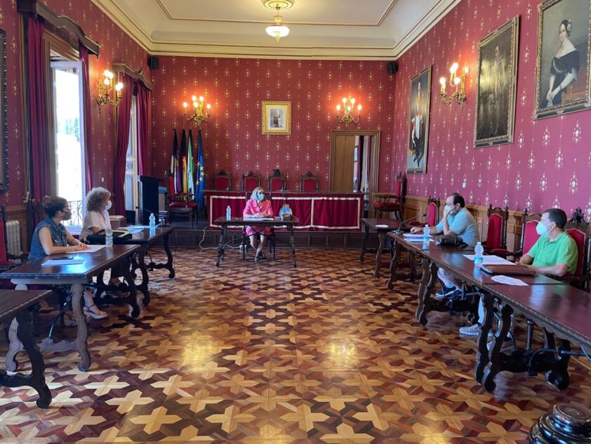 Momento De La Reunión Entre El Ayuntamiento Y La Salle. Foto: Carlos Molina