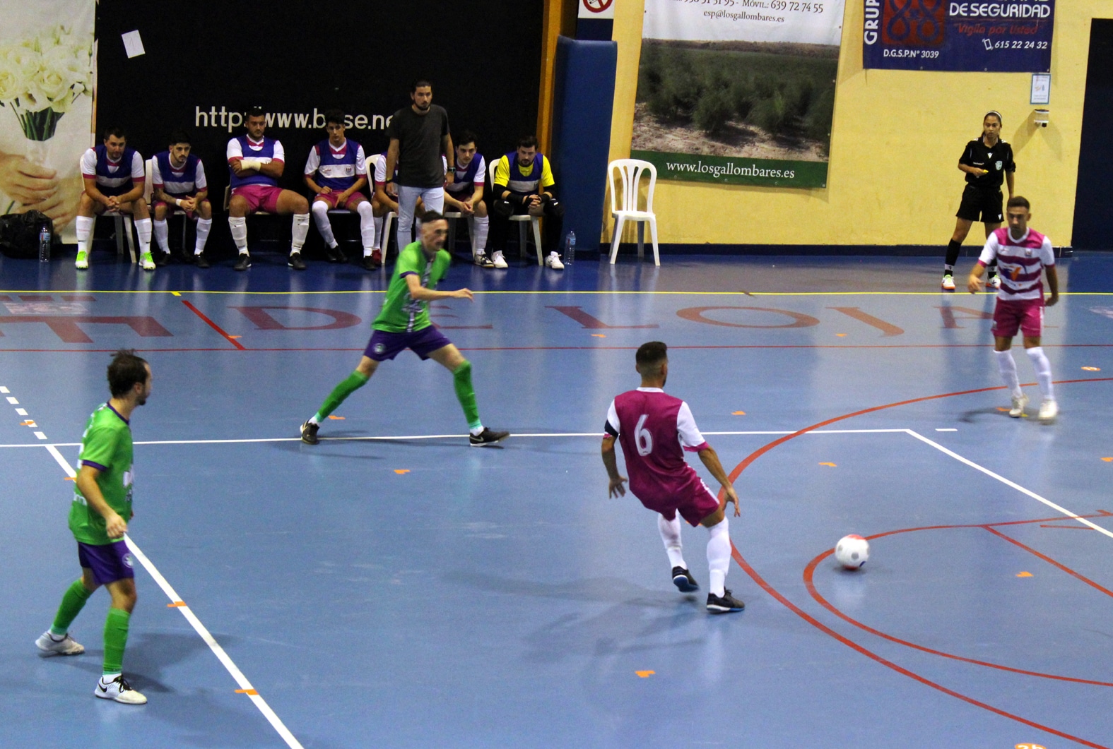 Una Acción Del Partido De Ida Entre Deportivo Loja Y Málaga Futsal.