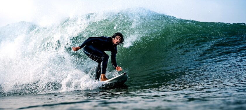 Antonio Castillo Practicando Surf En Peniche (portugal)