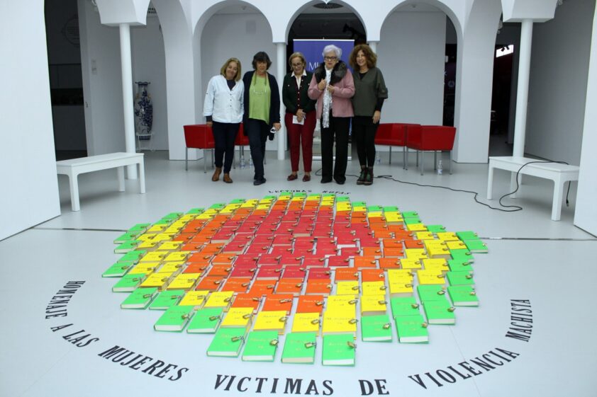 Participantes De Las Muestras 'lecturas Rotas' Y 'fuera De Contexto'. Foto: P. Castillo