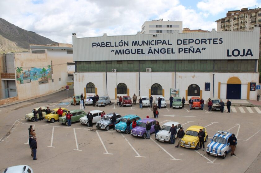 Los Seat 600 Se Exhibieron En La Explanada Del Pabellón Miguel Ángel Peña. Foto: P. C.