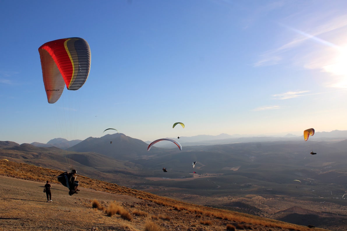 Uno De Las Bellas Estampas Que Nos Ofreció La Concentración De Vuelo Libre. Foto: A. Matas