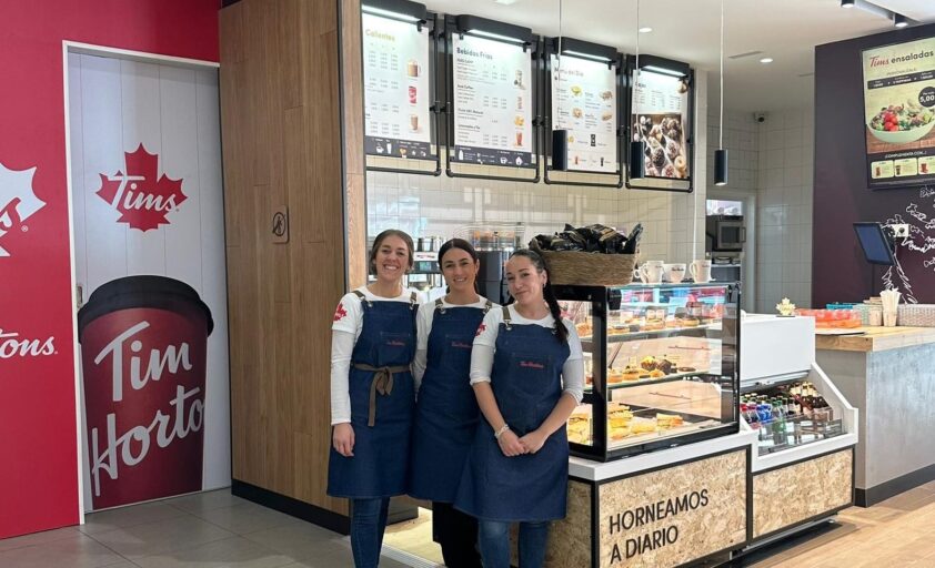 Presentación De La Nueva Cafetería De Grupo Abades En Loja