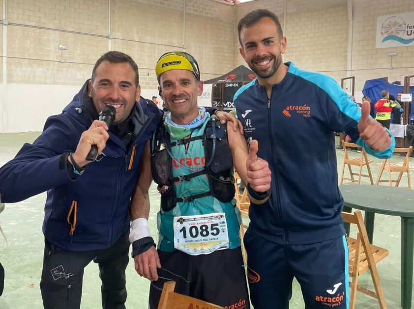 Miguel Ángel Díaz Y Javier Arco Junto A José María Muñoz, Que Fue El Speaker.