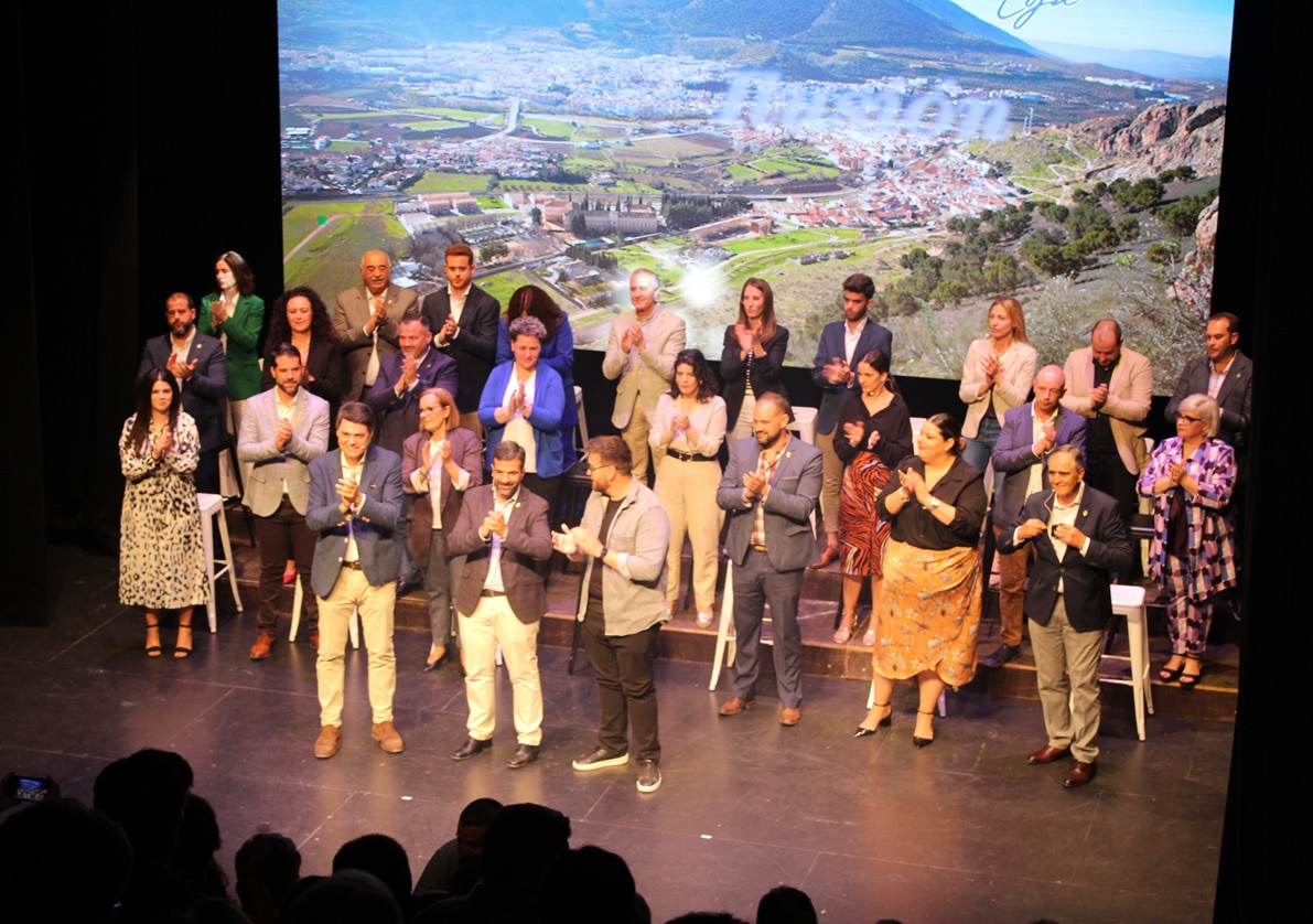 Presentación De La Candidatura Del Pp A Las Municipales En El Teatro Imperial. Foto: C. M.