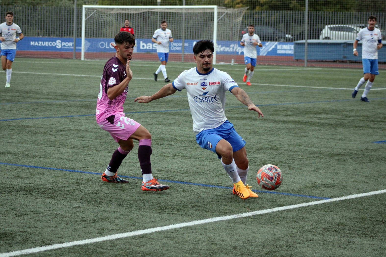 Álex Yepes, En Acción Ante El Malagueño, Marcó El Gol Frente Al Equipo De Funes. Foto: P. Castillo