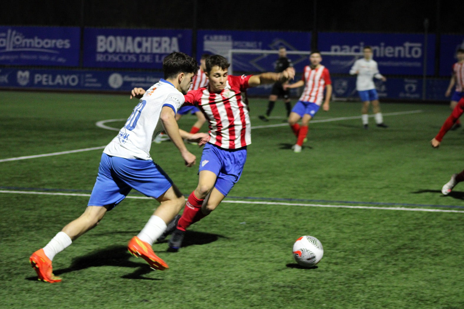 Una Acción Del Partido Del Sábado Frente Al Atlético La Zubia. Foto: Paco Castillo