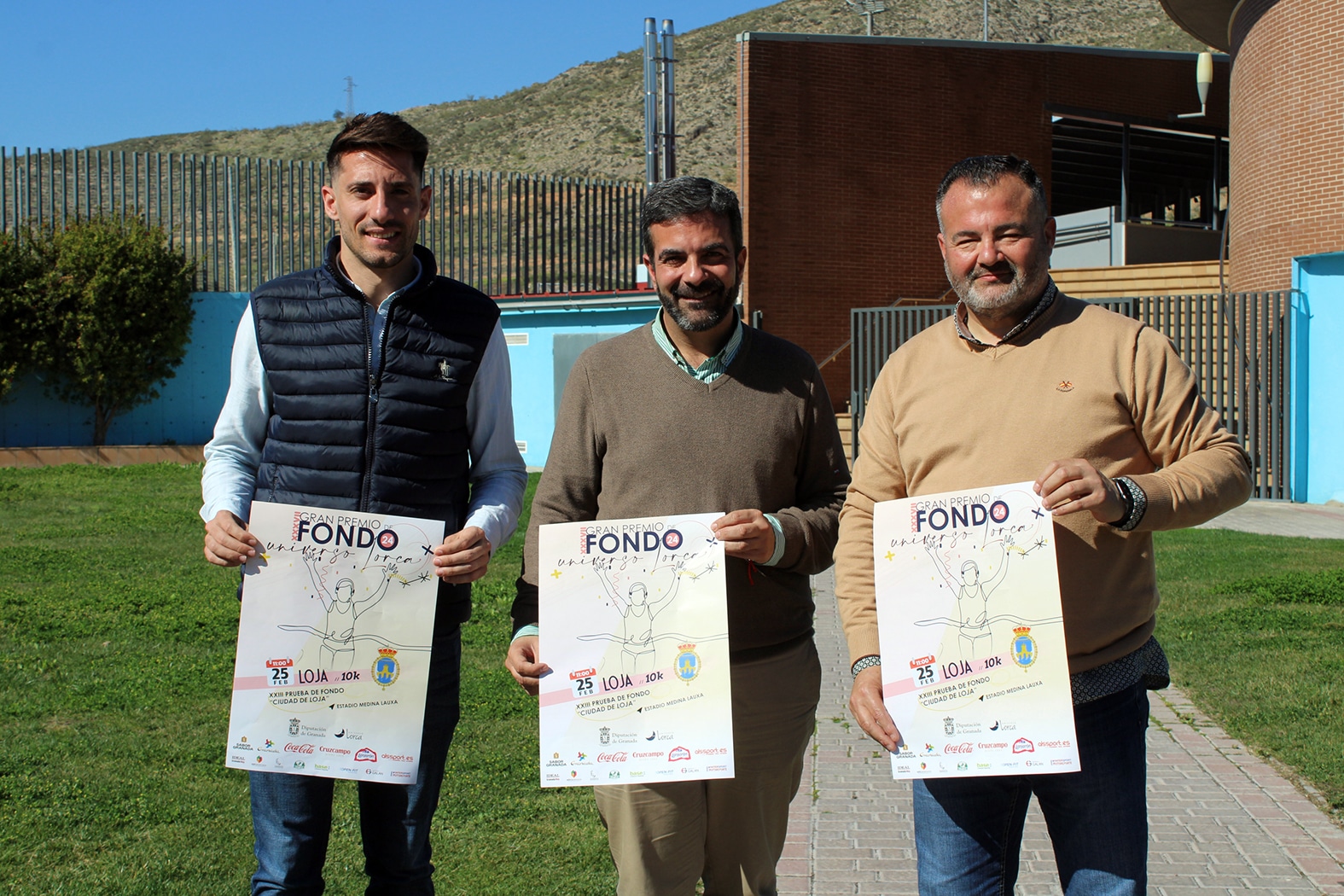 Esteban Ruiz, Joaquín Camacho Y José Antonio Gallego, Durante La Presentación De La Carrera. C.m.