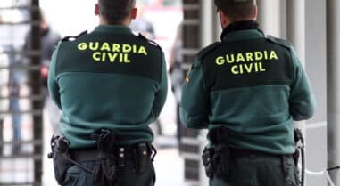 Agentes Guardia Civilred